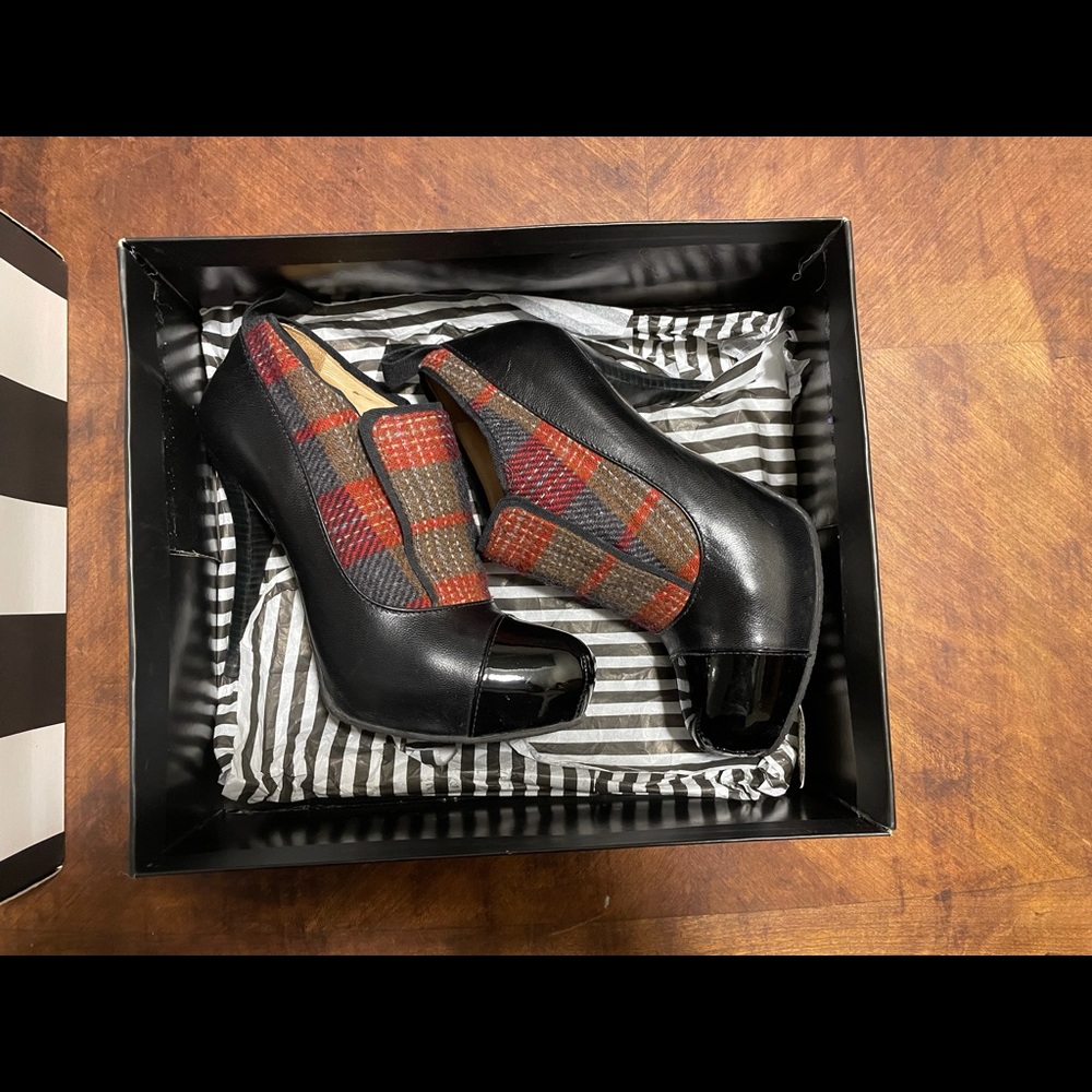 Vintage LAMB Essex Plaid High Heels size 6.5